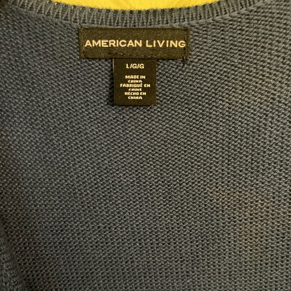 Bundle Deal: Two Women’s Sweater Vest. - Picture 4 of 8